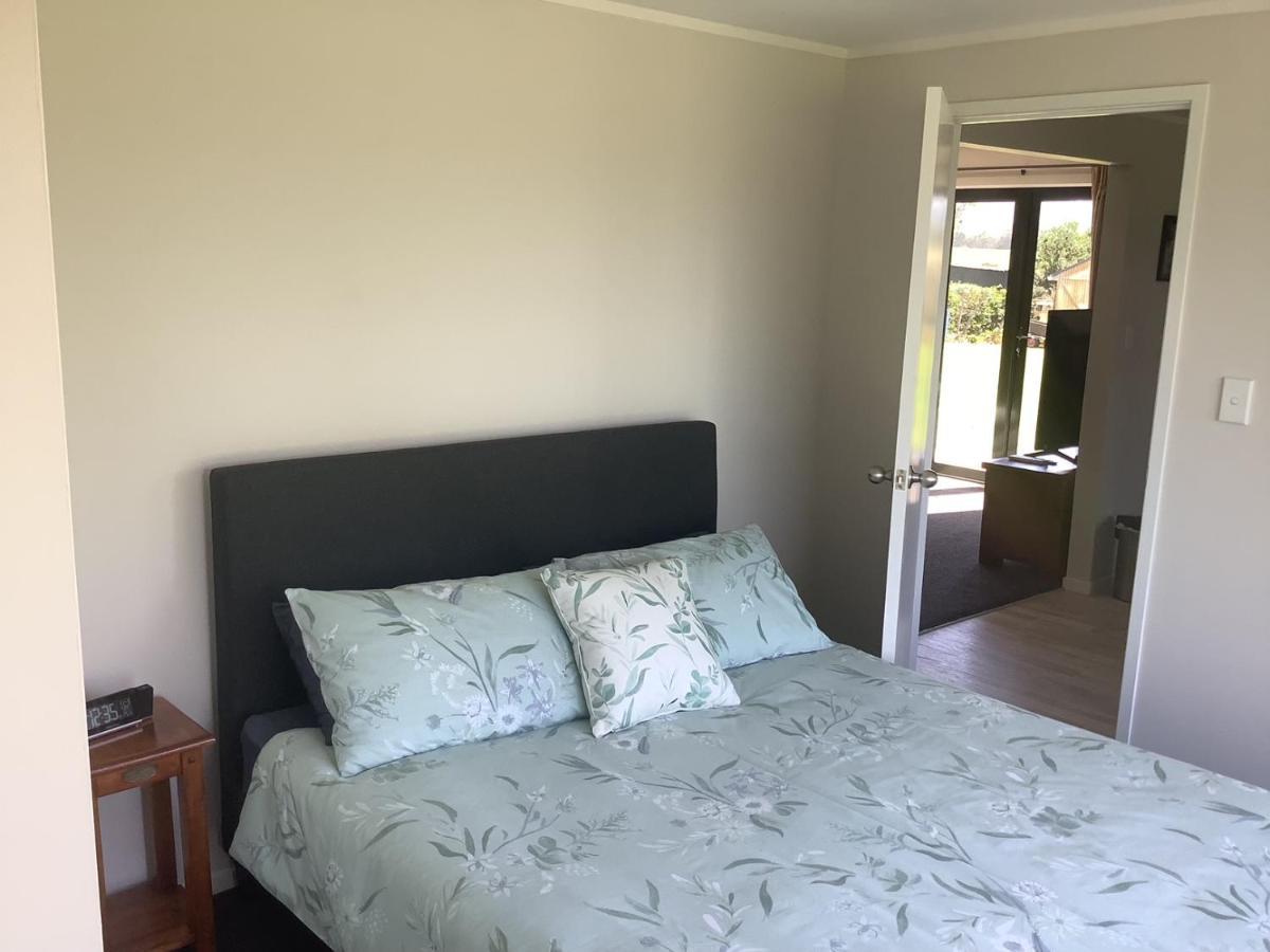 אוקלנד Kaiaua Bayview Farm Apartment מראה חיצוני תמונה